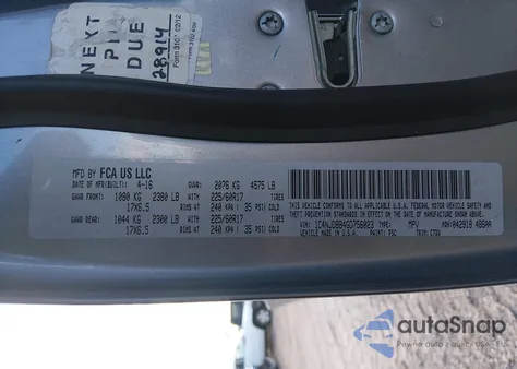 2016 Jeep Compass Sport z USA, uszkodzony, nr VIN 1C4NJDBB4GD756023